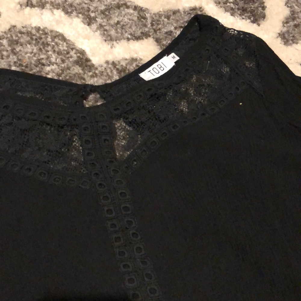 Black long sleeve crop too